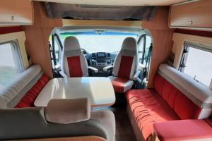 Location FIAT DUCATO BURSTNER IXEO TIME 720