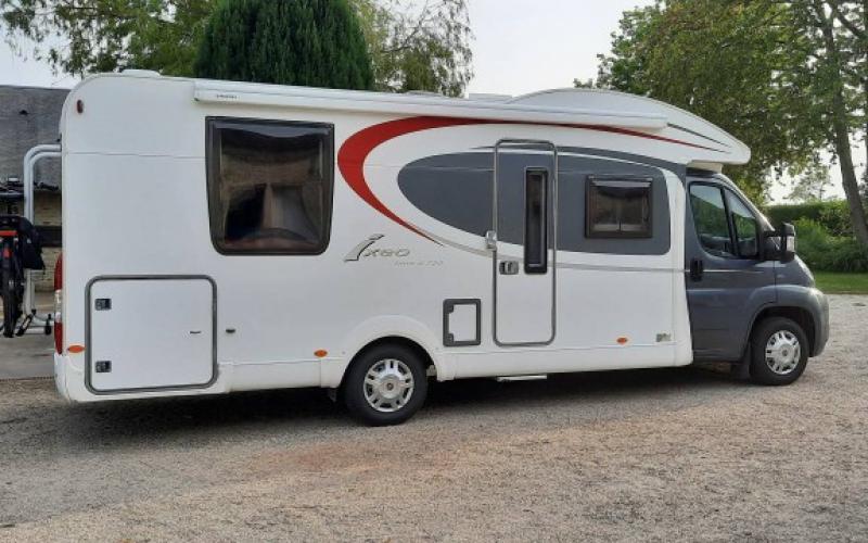 Location FIAT DUCATO BURSTNER IXEO TIME 720